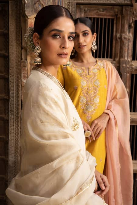 Buy_Kritika Dawar_White Shantoon, Kurta Linen Silk Palazzo Tissue Dupatta Embroidered Set _Online_at_Aza_Fashions