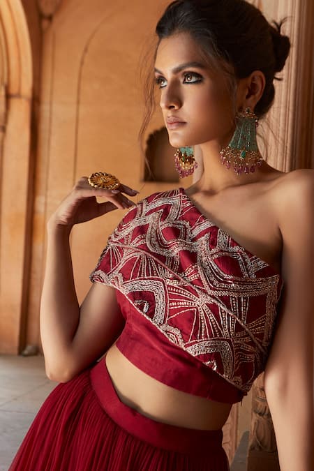 Latest Lehenga Blouse Designs 2023 | Designer Boutique