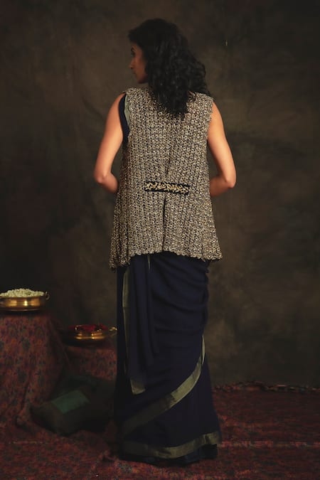 Shop Nikita Vishakha Blue Blouse Velvet Saree Chiffon Petticoat Modal Satin Suhasini Set With at Aza Fashions Shop_Nikita Vishakha_Blue Blouse Velvet Saree Chiffon Petticoat Modal Satin Suhasini Set With _at_Aza_Fashions