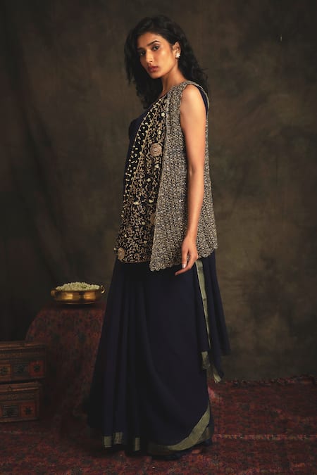 Nikita Vishakha Blue Blouse Velvet Saree Chiffon Petticoat Modal Satin Suhasini Set With Online at Aza Fashions Nikita Vishakha_Blue Blouse Velvet Saree Chiffon Petticoat Modal Satin Suhasini Set With _Online_at_Aza_Fashions