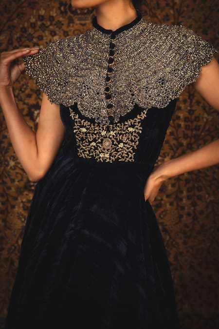 Buy_Nikita Vishakha_Blue Cape Mesh, Gown Velvet Zardozi Cape Crew Neck Tareefa With _Online_at_Aza_Fashions