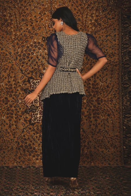 Nikita Vishakha Zeenat Velvet Gown With Jacket 