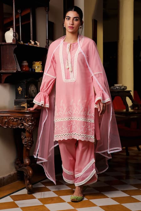 Enaarah Cherry Blossom Kurta & Pant Set 