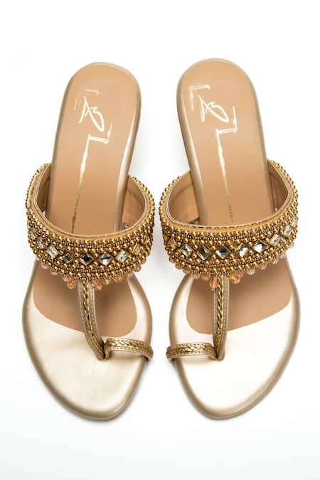 Nidhi Bhandari Embroidered Kolhapuri Block Heels 