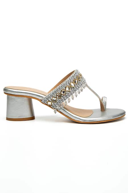 Nidhi Bhandari Silver Beads, Stones Beaded Kolhapuri Block Heels Online at Aza Fashions Nidhi Bhandari_Silver Beads, Stones Beaded Kolhapuri Block Heels _Online_at_Aza_Fashions