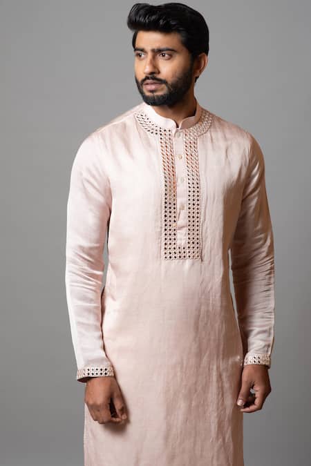 Buy_PAARSH_Pink Linen Satin Mirror Work Garland Kurta Set_Online_at_Aza_Fashions