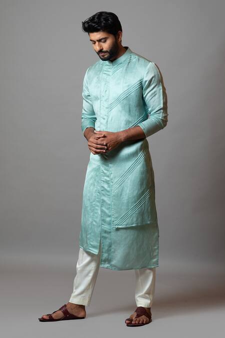 PAARSH Green Linen Satin Pintuck Meadow Asymmetric Overlap Kurta Set Online at Aza Fashions PAARSH_Green Linen Satin Pintuck Meadow Asymmetric Overlap Kurta Set _Online_at_Aza_Fashions
