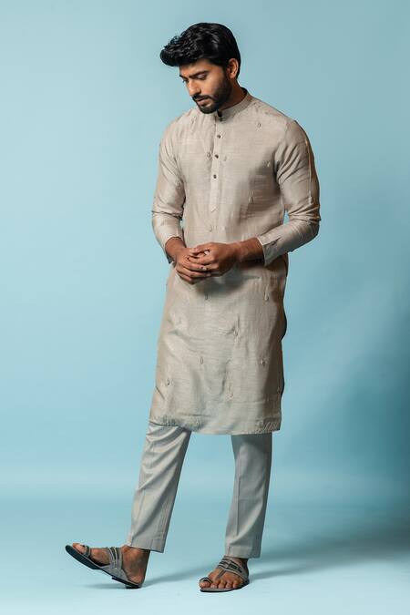 PAARSH_Grey Cotton, Bamberg Silk Bullion Leaf Embroidered Kurta Set _Online_at_Aza_Fashions
