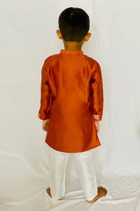 Shop Kirti Agarwal - Pret N Couture Orange Chanderi Silk, Satin, Printed Kurta Set at Aza Fashions Shop_Kirti Agarwal - Pret N Couture_Orange Chanderi Silk, Satin, Printed Kurta Set _at_Aza_Fashions