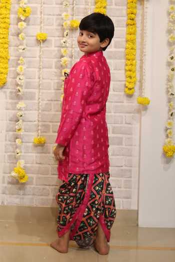 Shop_Kirti Agarwal - Pret N Couture_Pink Cotton Satin Embroidery Floral Kurta Set _Online_at_Aza_Fashions