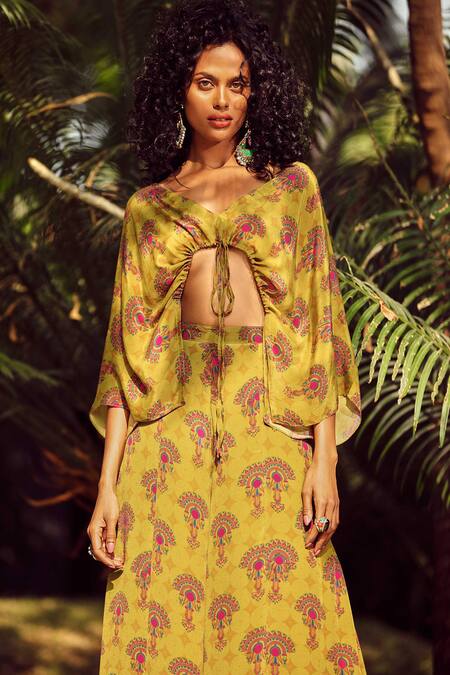 Nautanky_Green Crepe V Neck Kaftan Crop Top And Pant Set _Online_at_Aza_Fashions