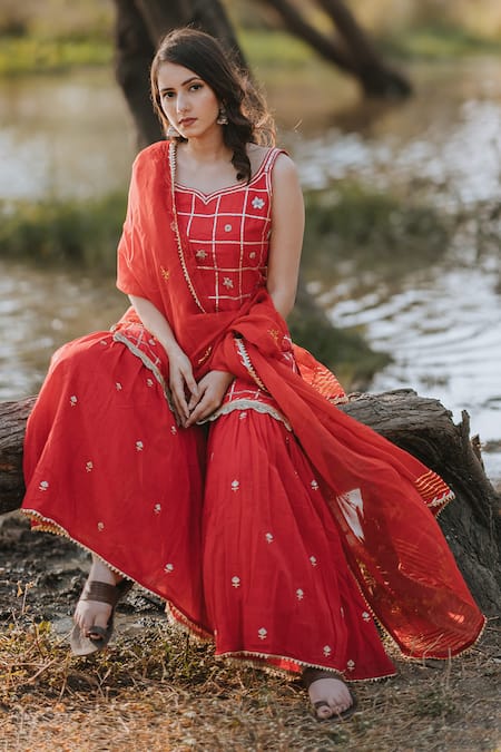 Kaia_Red Cotton, Organza Leaf Neck Embroidered Kurta Sharara Set_Online_at_Aza_Fashions