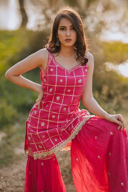 Buy_Kaia_Pink Cotton, Organza Leaf Neck Embroidered Kurta Sharara Set_Online_at_Aza_Fashions