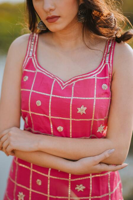 Kaia_Pink Cotton, Organza Leaf Neck Embroidered Kurta Sharara Set_at_Aza_Fashions