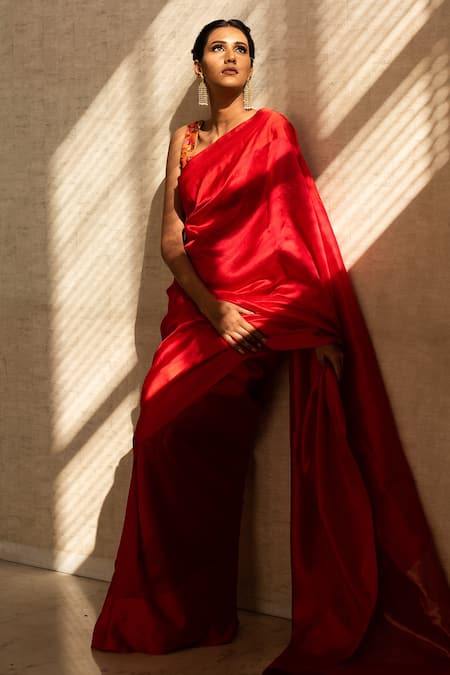 Buy Red Silk Chanderi Solid Saree For Women by Priyanka Raajiv Online at  Aza Fashions.