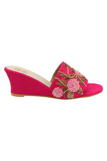 Buy_Veruschka By Payal Kothari_Pink Embroidery Floral Wedges _Online_at_Aza_Fashions