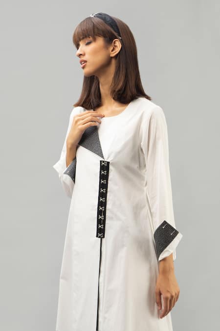 Buy_Chillosophy_White Cotton Poplin Round Asymmetric Dress_Online_at_Aza_Fashions