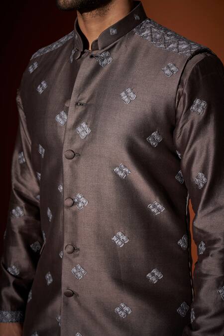 Kaaj Button X AZA Grey Chanderi Silk, Lining Satin Thread Work Embroidered Bundi And Kurta Set Online at Aza Fashions Kaaj Button X AZA_Grey Chanderi Silk, Lining Satin Thread Work Embroidered Bundi And Kurta Set _Online_at_Aza_Fashions