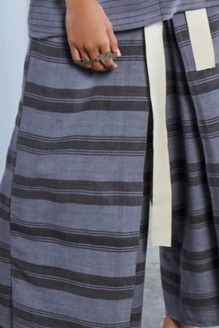 Shop Urvashi Kaur Gray Cotton Striped Flared Organic Pant at Aza Fashions Shop_Urvashi Kaur_Gray Cotton Striped Flared Organic Pant_at_Aza_Fashions