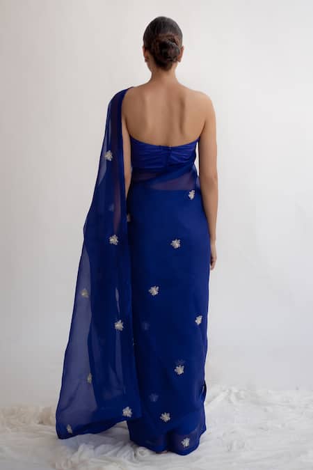 Shop_Kapardara_Blue Silk Organza Embroidered Saree _at_Aza_Fashions