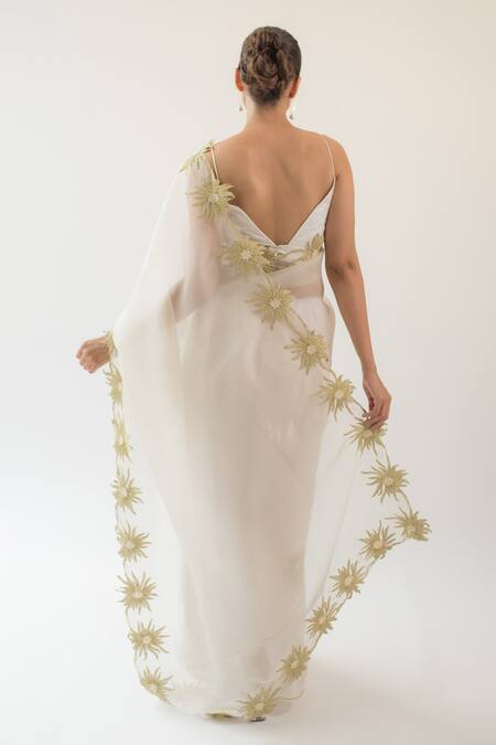 Shop_Kapardara_Ivory Pure Silk Organza Aari And Pearls, Floral Border Embroidered Saree _at_Aza_Fashions