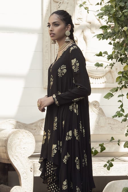 Nikasha Printed Kurta & Dhoti Pant Set 