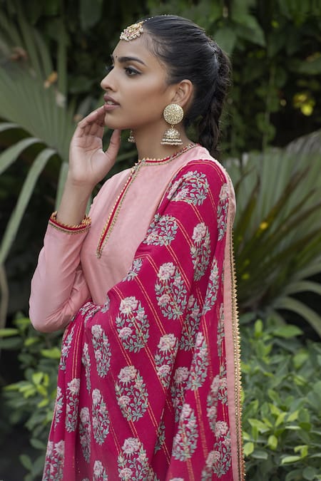 Buy_Nikasha_Pink Lurex, Handwoven Chanderi Notched Kurta Set _Online_at_Aza_Fashions