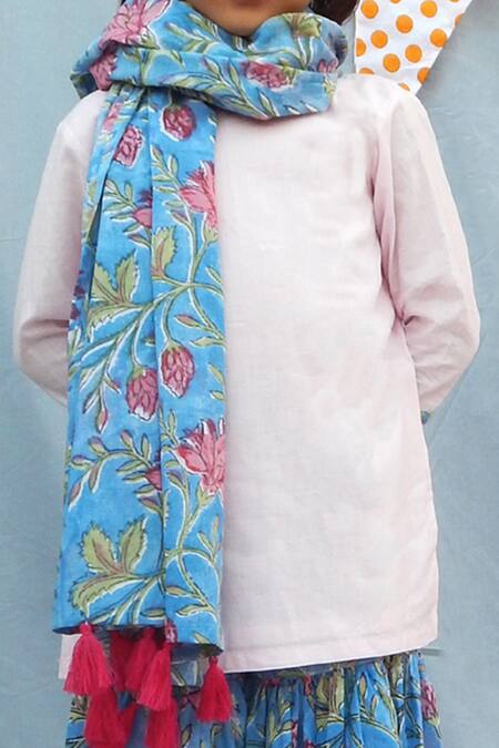 THE COTTON STAPLE Pink Cotton Tassels Kurta Set at Aza Fashions THE COTTON STAPLE_Pink Cotton Tassels Kurta Set _at_Aza_Fashions