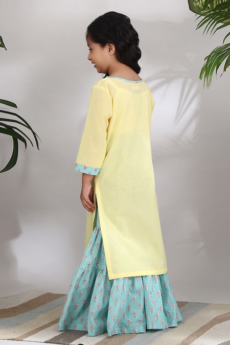 Shop THE COTTON STAPLE Yellow Cotton Kurta Set at Aza Fashions Shop_THE COTTON STAPLE_Yellow Cotton Kurta Set _at_Aza_Fashions