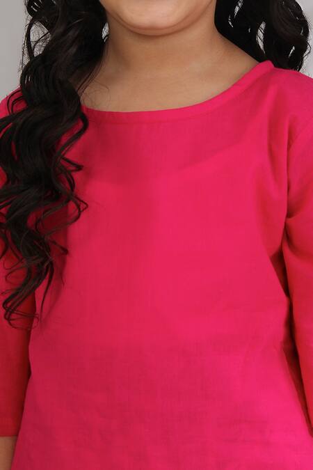 Shop THE COTTON STAPLE Pink Cotton Kurta Set Online at Aza Fashions Shop_THE COTTON STAPLE_Pink Cotton Kurta Set _Online_at_Aza_Fashions