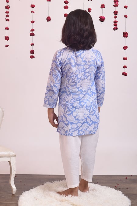 Shop THE COTTON STAPLE Blue Cotton Printed Kurta Set at Aza Fashions Shop_THE COTTON STAPLE_Blue Cotton Printed Kurta Set _at_Aza_Fashions