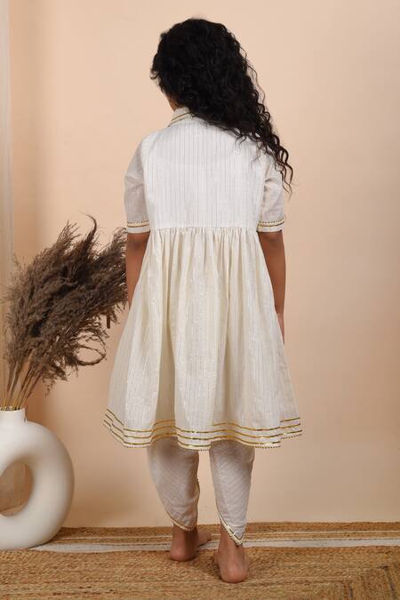 THE COTTON STAPLE Khwaab Kurta & Dhoti Pant Set 