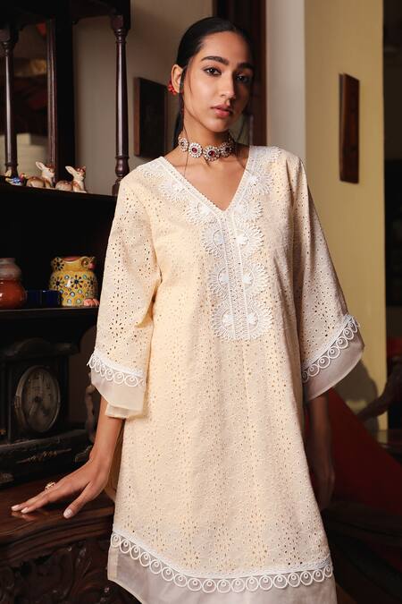 Enaarah_Beige Cotton Cutwork V Neck Hazel Kurta_Online_at_Aza_Fashions