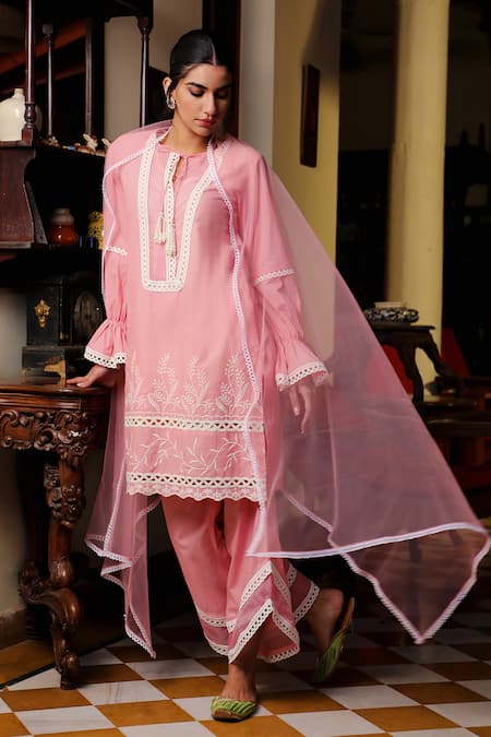 Enaarah Cherry Blossom Cotton Kurta 