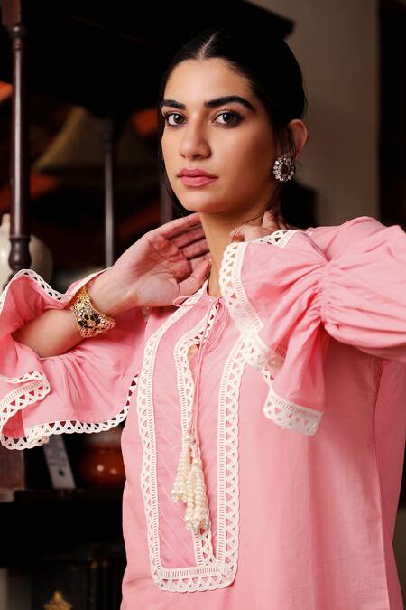 Enaarah_Pink Cotton Cutwork Notched Cherry Blossom Kurta_Online_at_Aza_Fashions