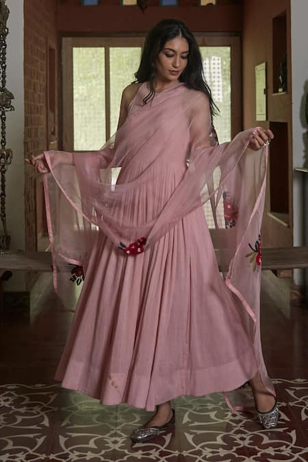 Peeli Dori Pink Rose Fibre Cotton Dupatta Silk Organza Round Dyed Anarkali With Online at Aza Fashions Peeli Dori_Pink Rose Fibre Cotton Dupatta Silk Organza Round Dyed Anarkali With _Online_at_Aza_Fashions