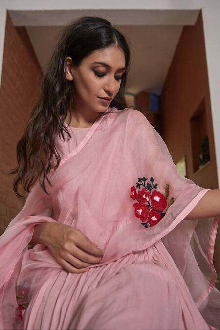 Peeli Dori Pink Rose Fibre Cotton Dupatta Silk Organza Round Dyed Anarkali With at Aza Fashions Peeli Dori_Pink Rose Fibre Cotton Dupatta Silk Organza Round Dyed Anarkali With _at_Aza_Fashions
