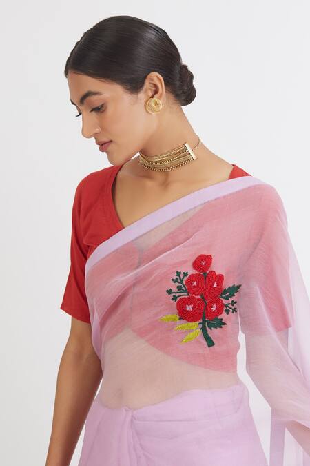 Peeli Dori_Purple Silk Organza Embroidery V Neck Saree With Blouse _at_Aza_Fashions