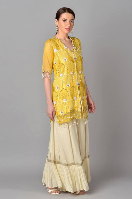 Keith Gomes Yellow Silk, Organza, Net, Georgette V Neck Embroidered Kurta Set Online at Aza Fashions Keith Gomes_Yellow Silk, Organza, Net, Georgette V Neck Embroidered Kurta Set _Online_at_Aza_Fashions