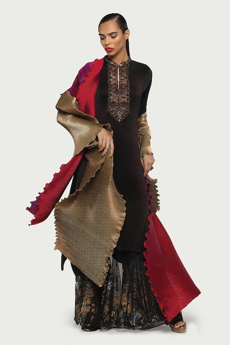 Kiran Uttam Ghosh Pleated Kurta 