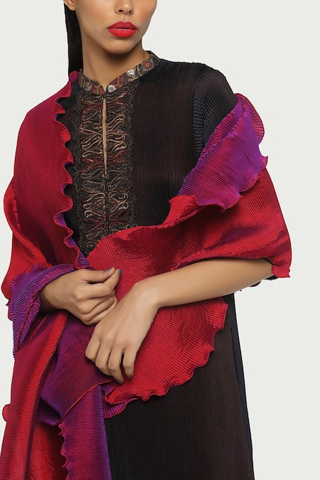 Kiran Uttam Ghosh_Black Pleated Polyester Mandarin Collar Kurta  _Online_at_Aza_Fashions