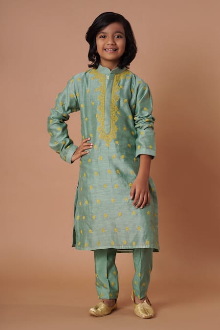 Rar studio - Kids Green Chanderi Handloom( 50% Silk Embroidery Thread Kurta And Pant Set 