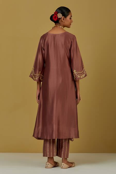 Shop Ikshita Choudhary Pink Chanderi Silk Embroidered Floral V Neck Kurta And Pant Set at Aza Fashions Shop_Ikshita Choudhary_Pink Chanderi Silk Embroidered Floral V Neck Kurta And Pant Set_at_Aza_Fashions