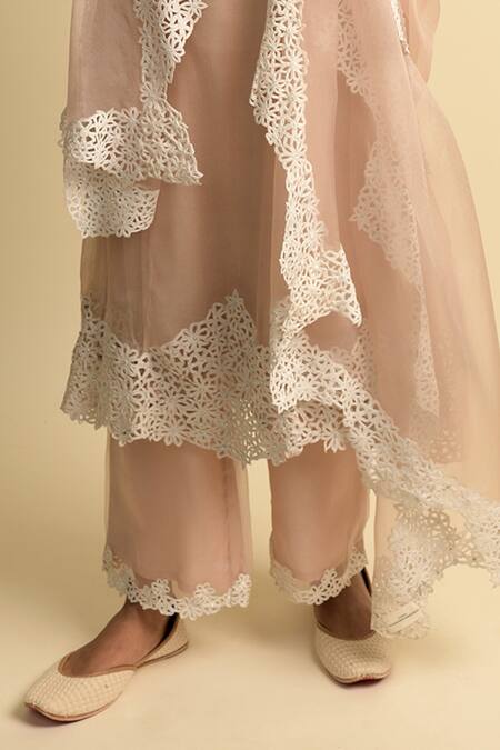 Buy Karishma Khanduja Bareilly Pink Organza Keyhole Kurta Set Online at Aza Fashions Buy_Karishma Khanduja Bareilly_Pink Organza Keyhole Kurta Set _Online_at_Aza_Fashions