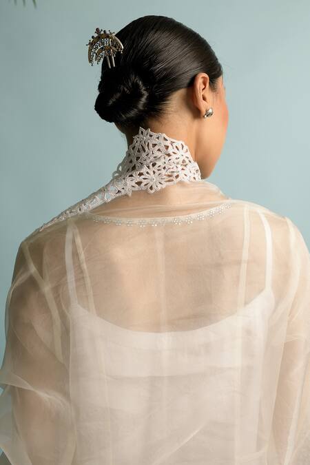 Karishma Khanduja Bareilly_White Organza Notched Kurta Set _Online_at_Aza_Fashions