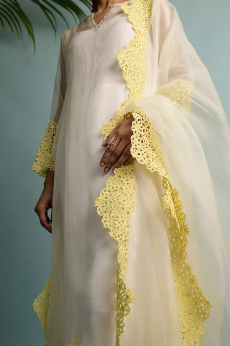 Karishma Khanduja Bareilly_Beige Organza Notched Kurta Set _Online_at_Aza_Fashions