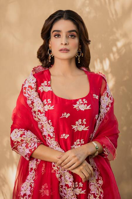 Shop Naaz By Noor Red Cotton, Chanderi And Organza Round Kurta Gharara Set Online at Aza Fashions Shop_Naaz By Noor_Red Cotton, Chanderi And Organza Round Kurta Gharara Set _Online_at_Aza_Fashions