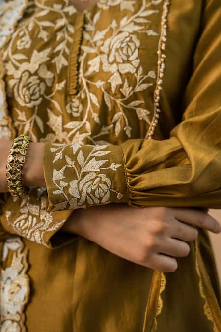 Shop Naaz By Noor Green Cotton, Chanderi And Organza V Neck Kurta Set Online at Aza Fashions Shop_Naaz By Noor_Green Cotton, Chanderi And Organza V Neck Kurta Set _Online_at_Aza_Fashions