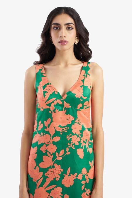 Shop_Kshitij Jalori_Green Cotton Silk Satin Floral Print Kurta And Pant Set_Online_at_Aza_Fashions