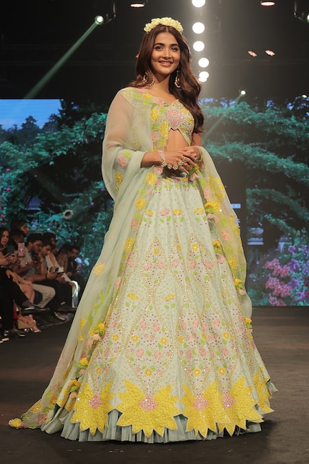 Keerthi Kadire_Green Raw Silk, Organza Floral Applique V Neck Bridal Lehenga Set _Online_at_Aza_Fashions